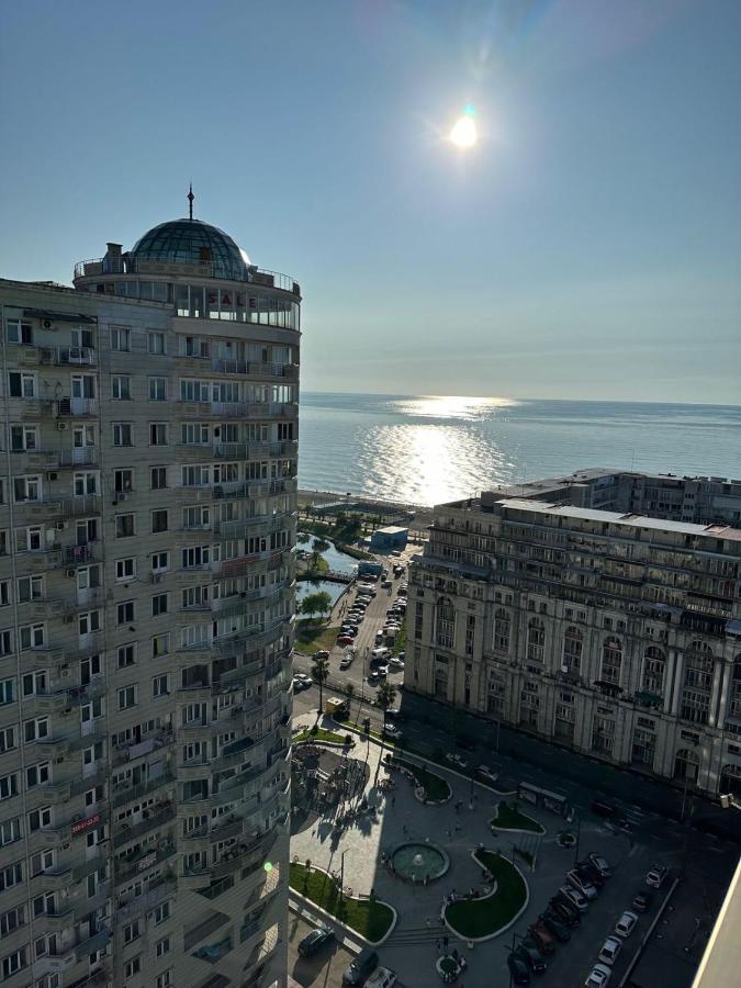 Удобные Апартаменты С Видом На Море Batumi Exterior foto
